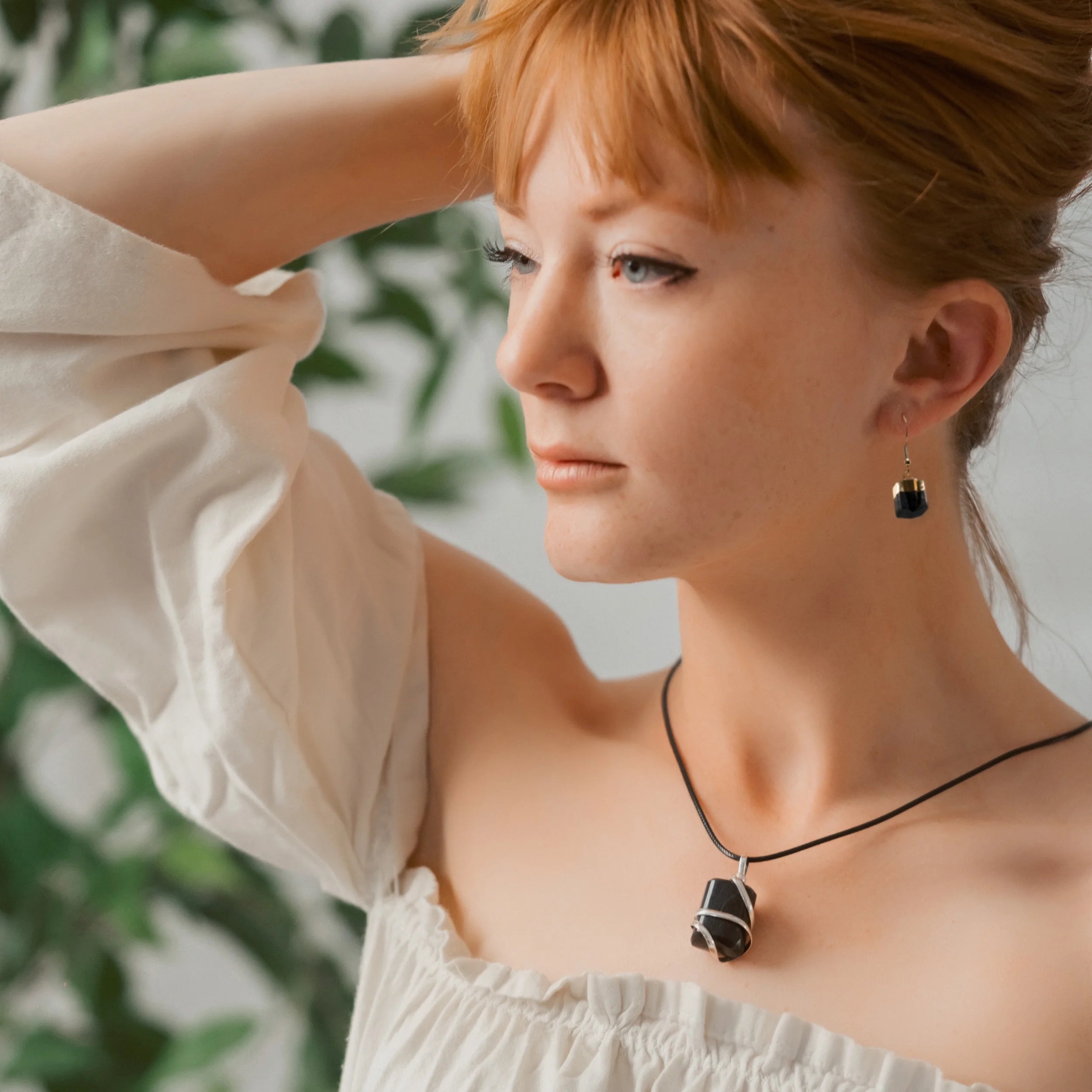 Raw Black Tourmaline Crystal Healing Pendant Necklace - Premium Carrying Pouch - Crystal Gifts for Women